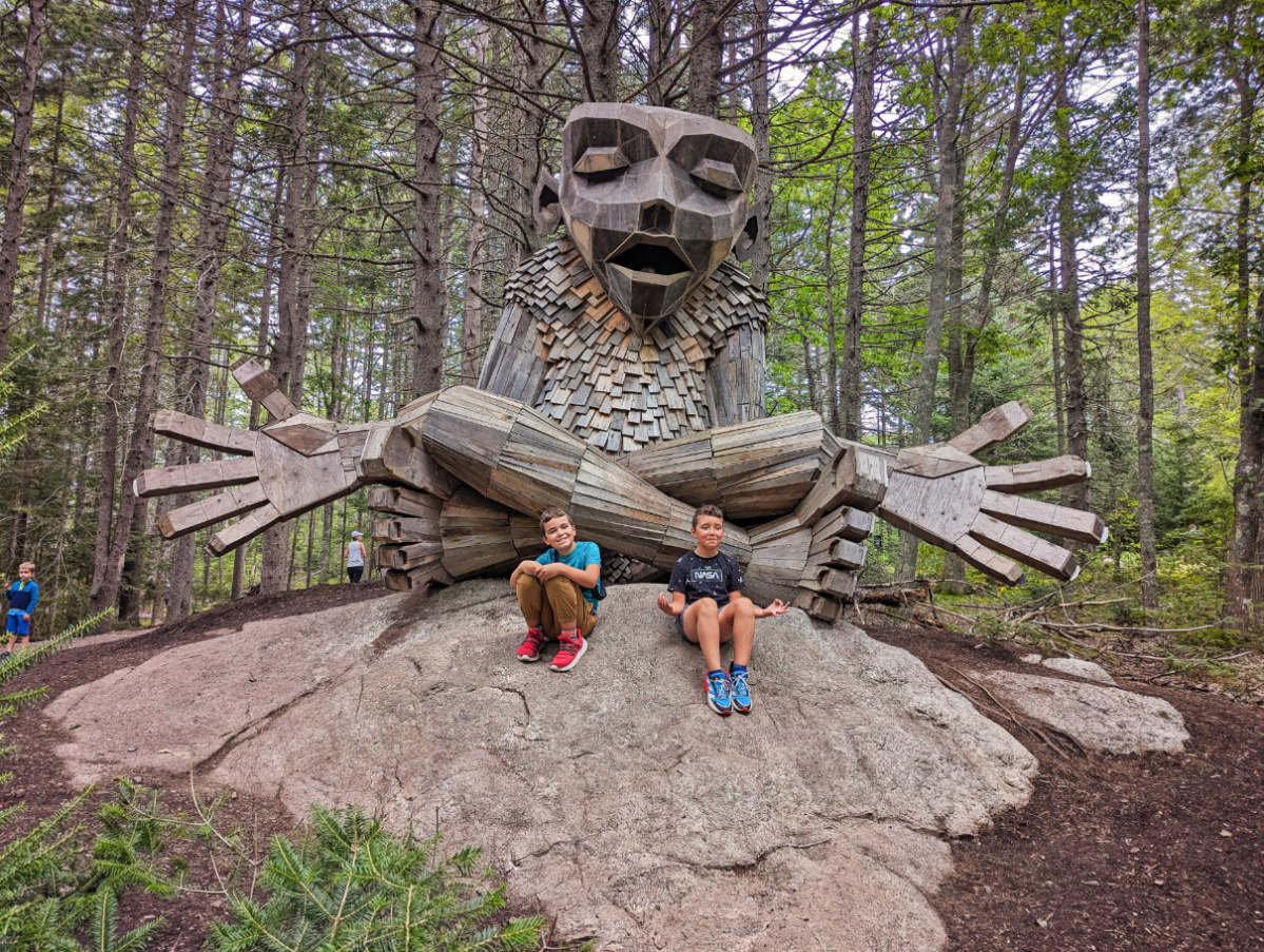 Taylor Family with Thomas Dambo Trolls at Coastal Maine Botanical Gardens Boothbay Harbor Maine 13