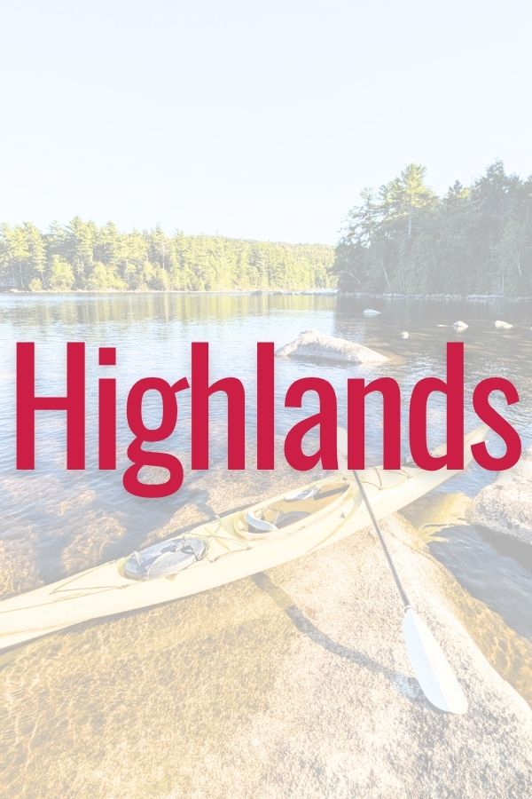 Maine Highlands Button